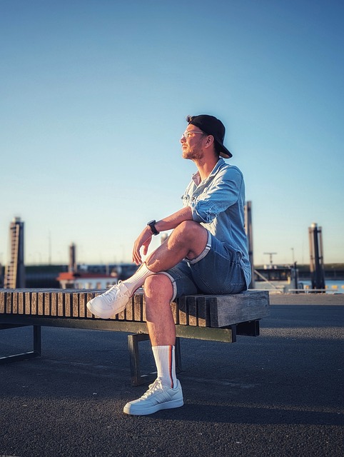 缺乏足够的 缺乏足够的