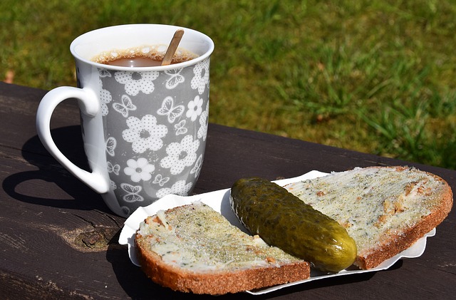 湖人赢球仍不满足，最大毒瘤被揪出，糟糕表现险被灰熊逆转20分.